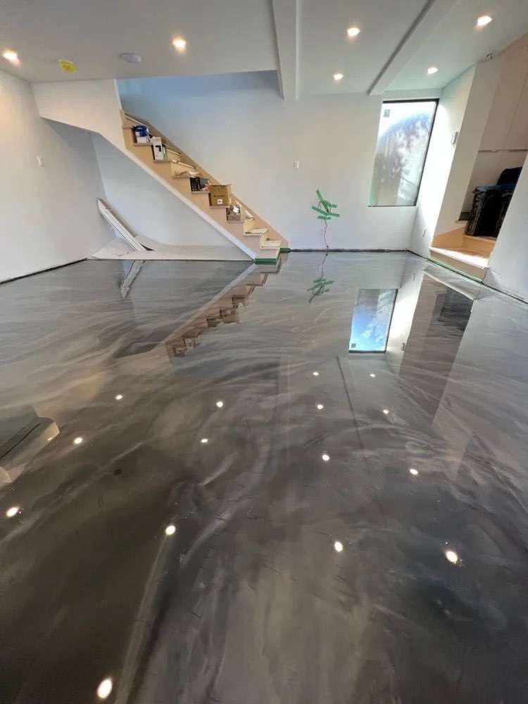 Pearl metallic basement