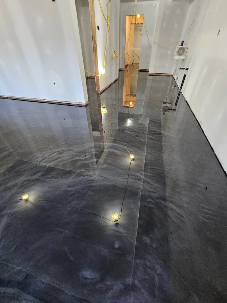Charcoal metallic
