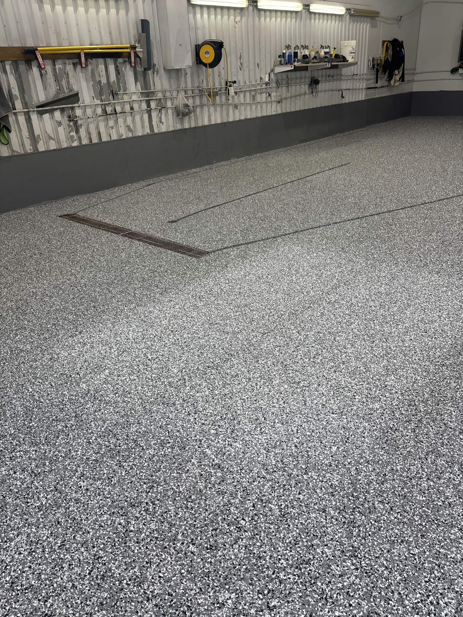 Commercial workshop with flake epoxy floor